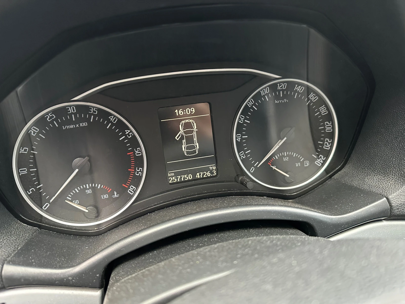 Skoda Octavia 2.0TDI -  | Mobile.bg   12