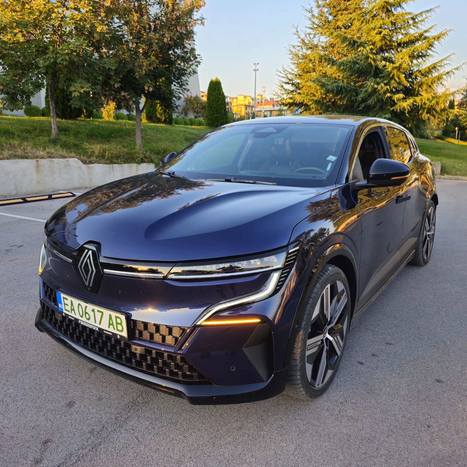 Renault Megane E-Tech Optimum    EV60 FULL - [1] 