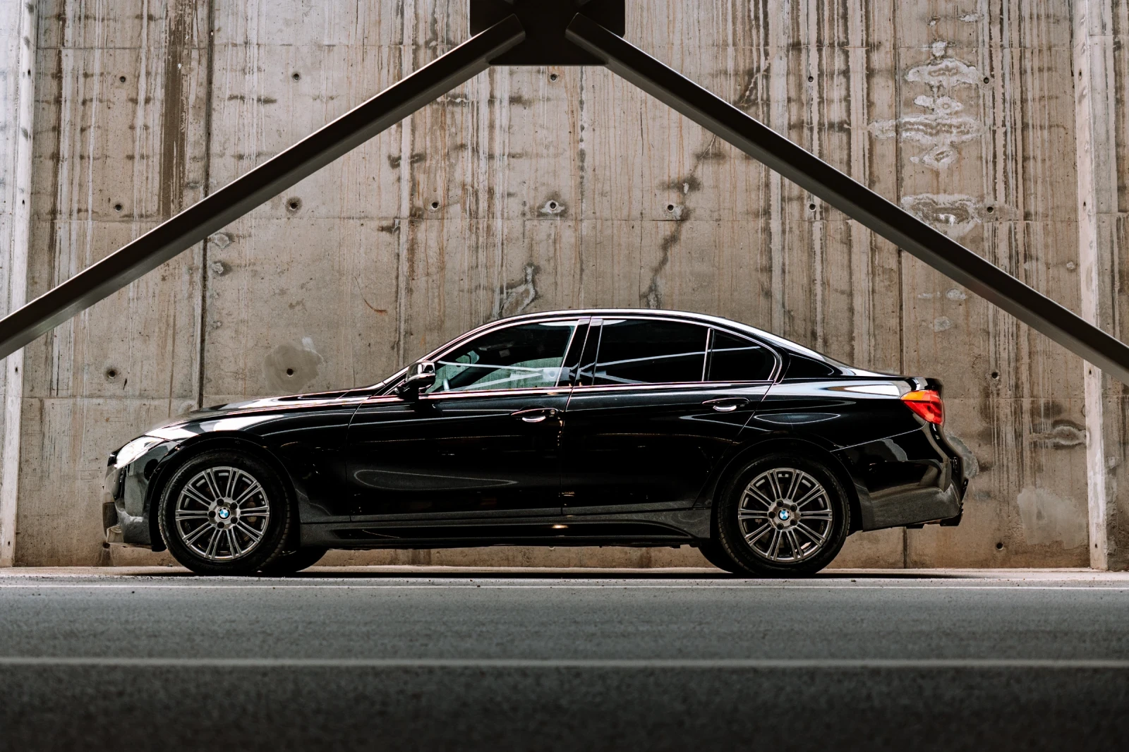 BMW 328 328i xDrive  - изображение 6