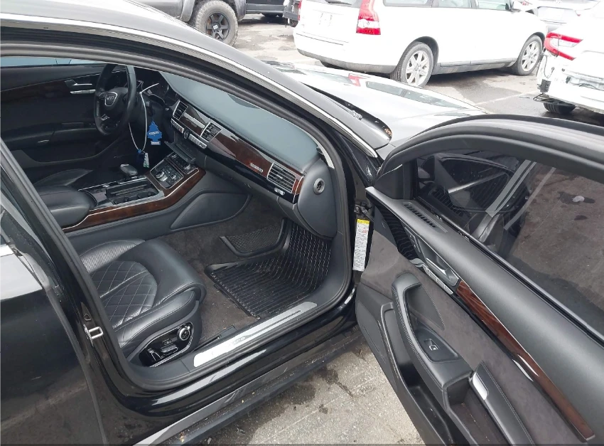 Audi A8 L 4.0T SPORT - изображение 7