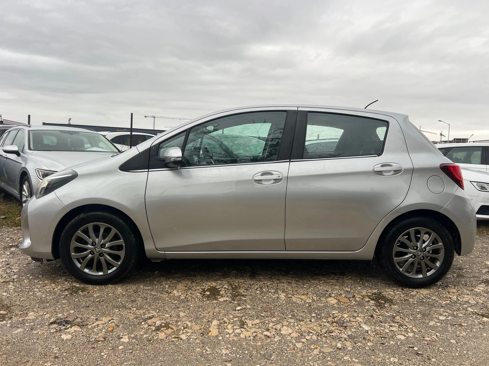 Toyota Yaris FACElIFT CAMERA - изображение 7