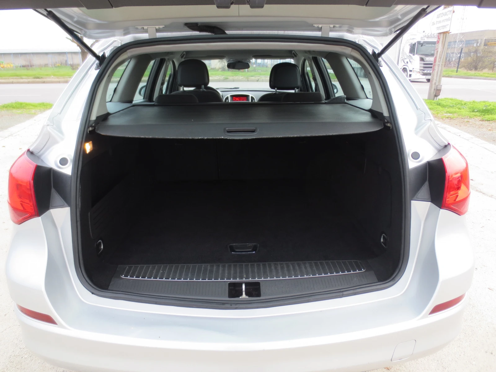 Opel Astra 1.4 i SPORTS TOURER | Mobile.bg   13