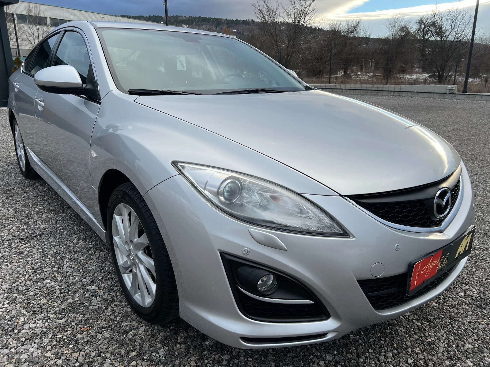 Mazda 6 2.0i Фейслифт/ЕВРО 5/RVM/PDC/Сервизна история/ - изображение 6