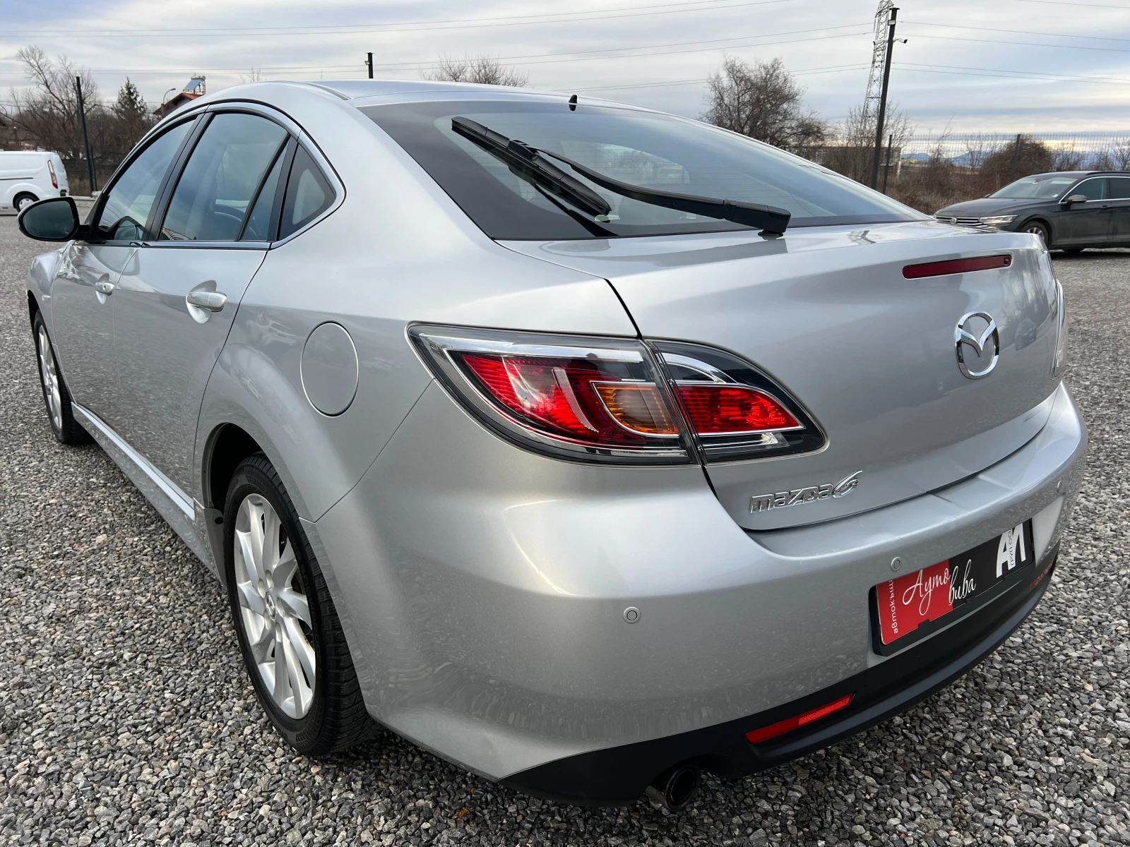 Mazda 6 2.0i Фейслифт/ЕВРО 5/RVM/PDC/Сервизна история/ - изображение 3