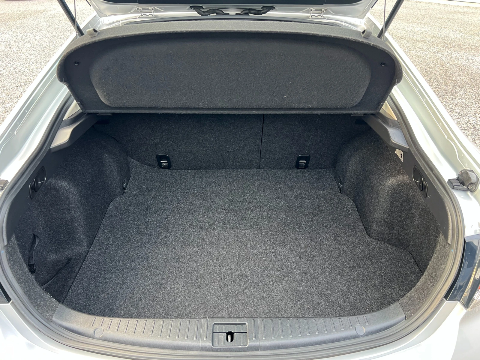 Mazda 6 2.0i Фейслифт/ЕВРО 5/RVM/PDC/Сервизна история/ - изображение 9