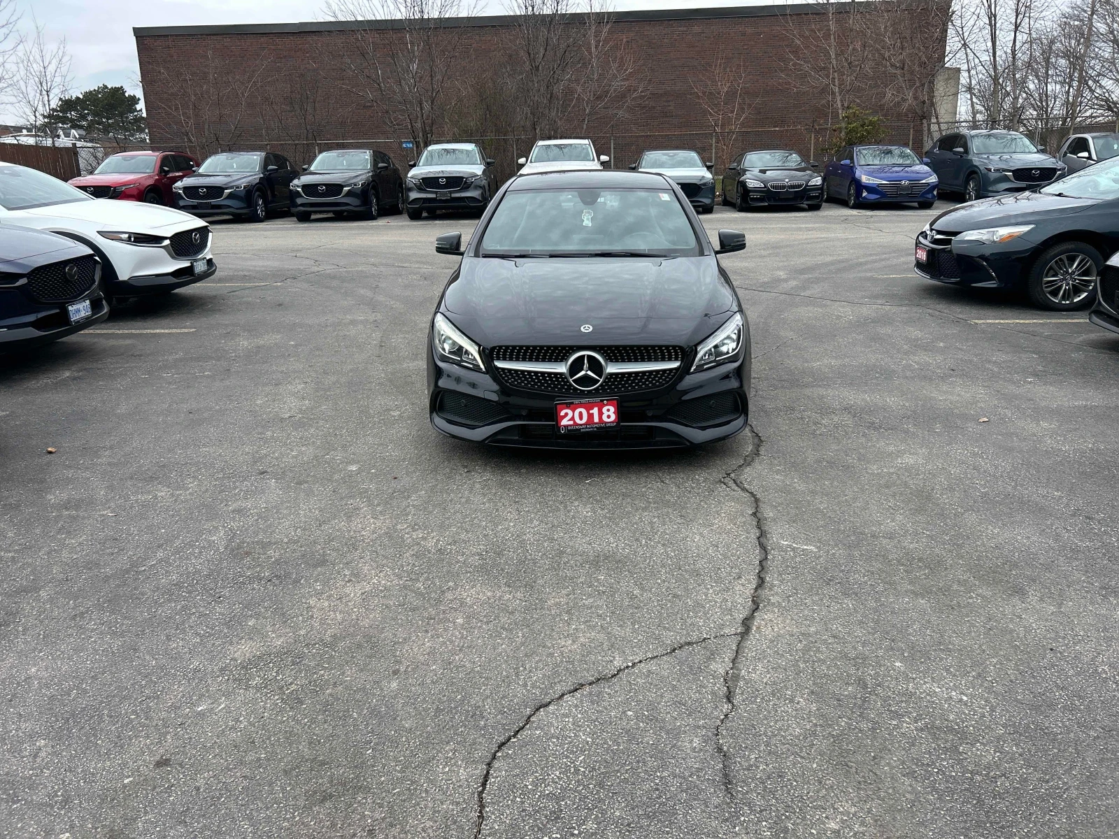 Mercedes-Benz CLA 250 AMG * ПОДГРЕВИ * HK * ПАНОРАМА * СЕРВИЗНА ИСТОРИЯ , снимка 2 - Автомобили и джипове - 54116326