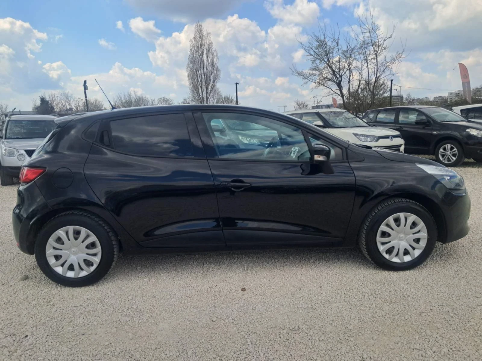 Renault Clio 1.2 БЕНЗИН, снимка 7 - Автомобили и джипове - 54299528