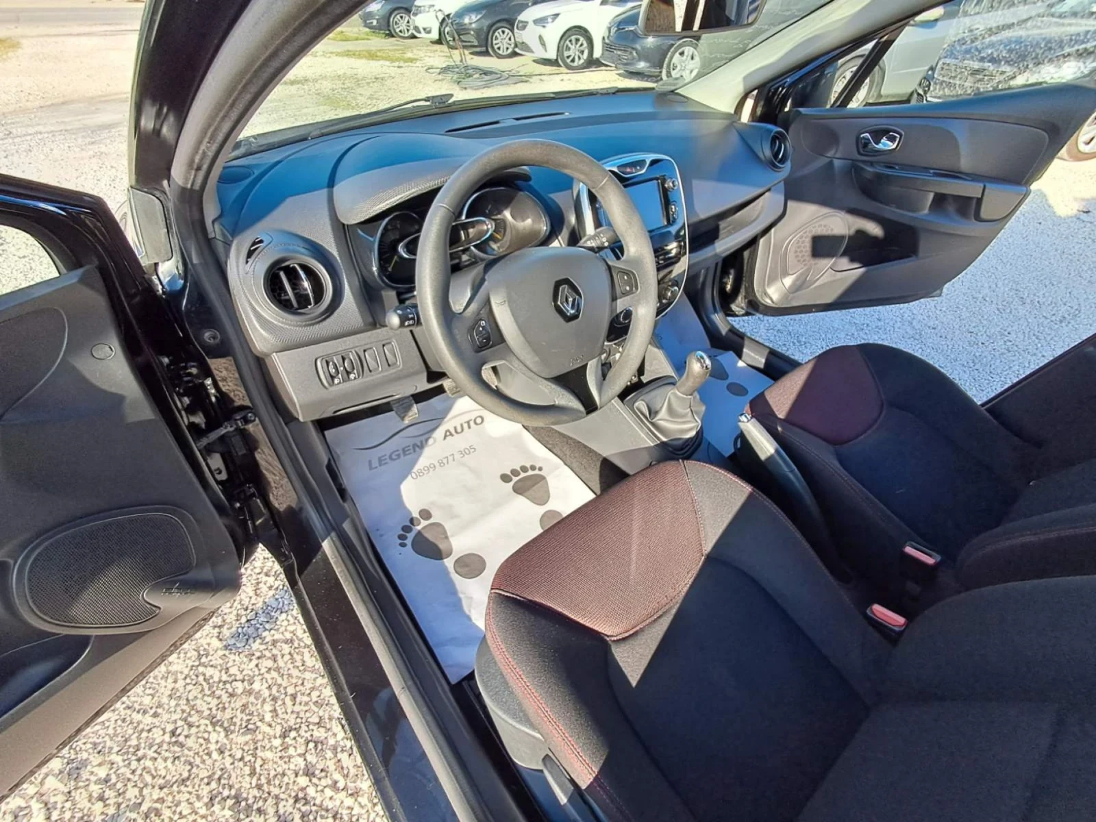 Renault Clio 1.2 БЕНЗИН, снимка 10 - Автомобили и джипове - 54299528