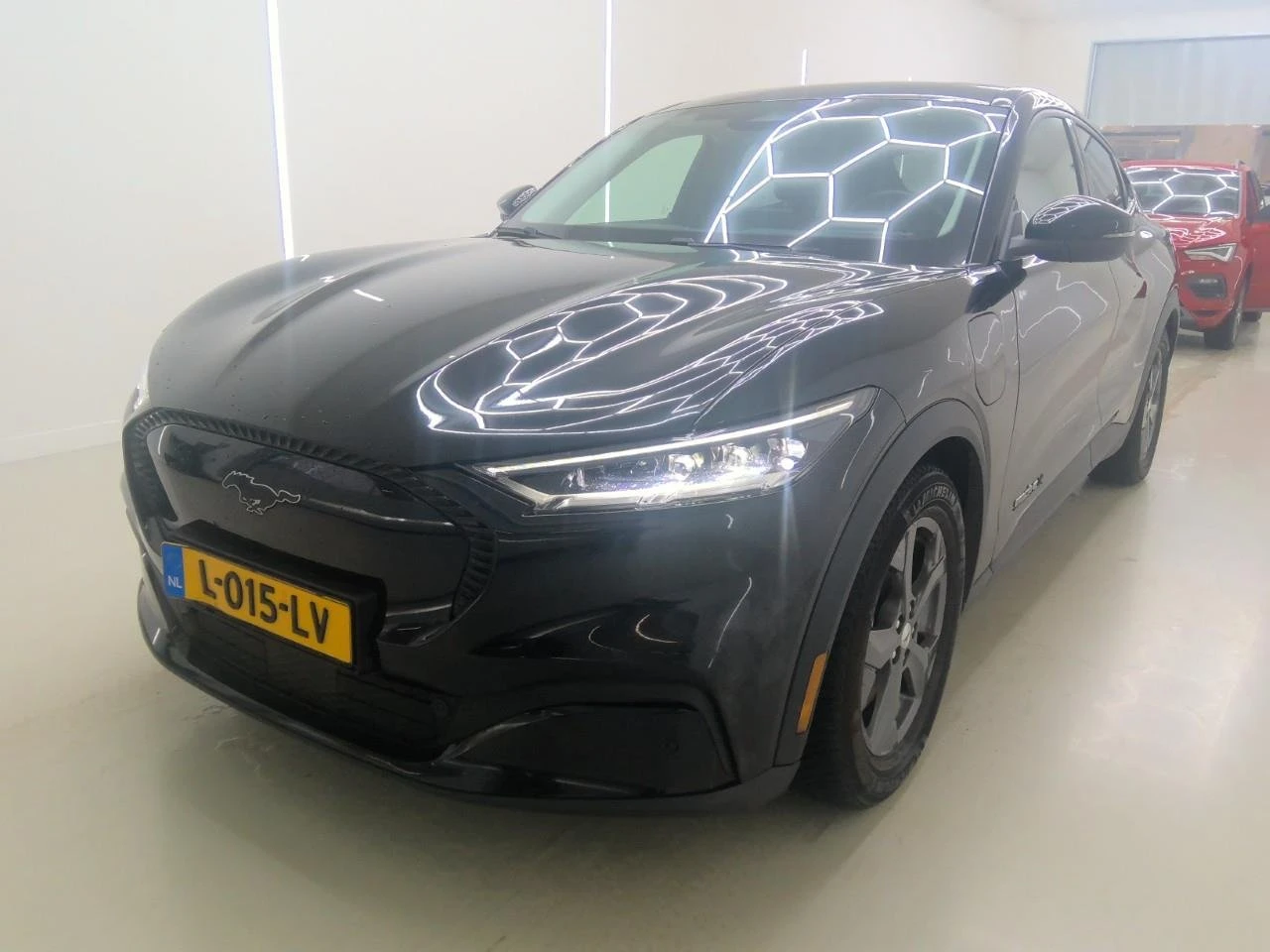 Ford Mustang Mach-E - Electric, снимка 2 - Автомобили и джипове - 54356384