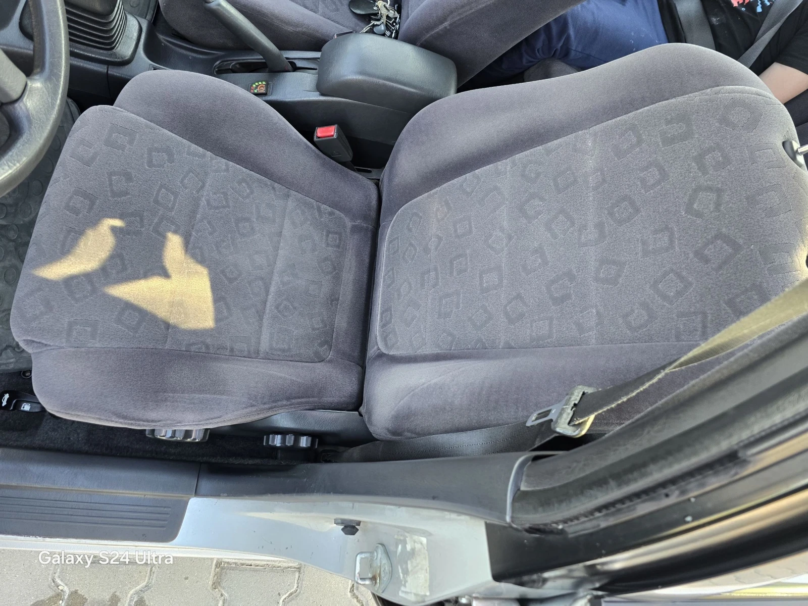 Toyota Corolla, снимка 15 - Автомобили и джипове - 54424213