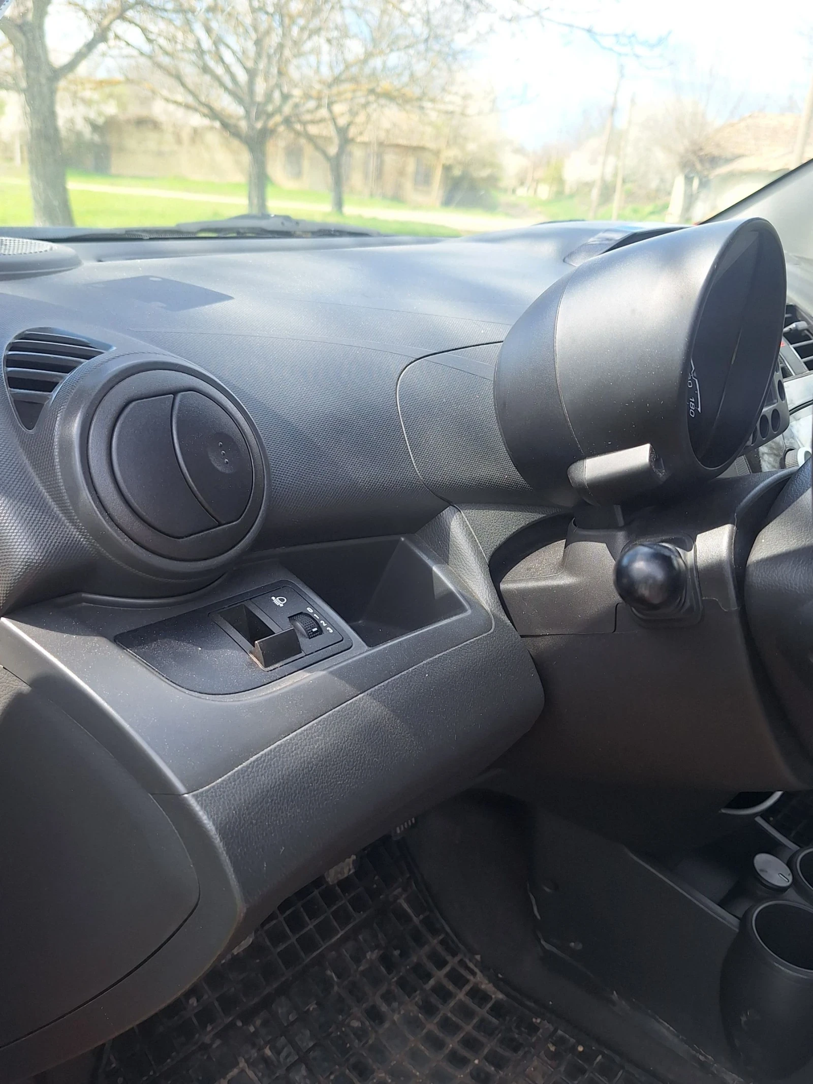 Chevrolet Spark 1.0i , снимка 13 - Автомобили и джипове - 54396980