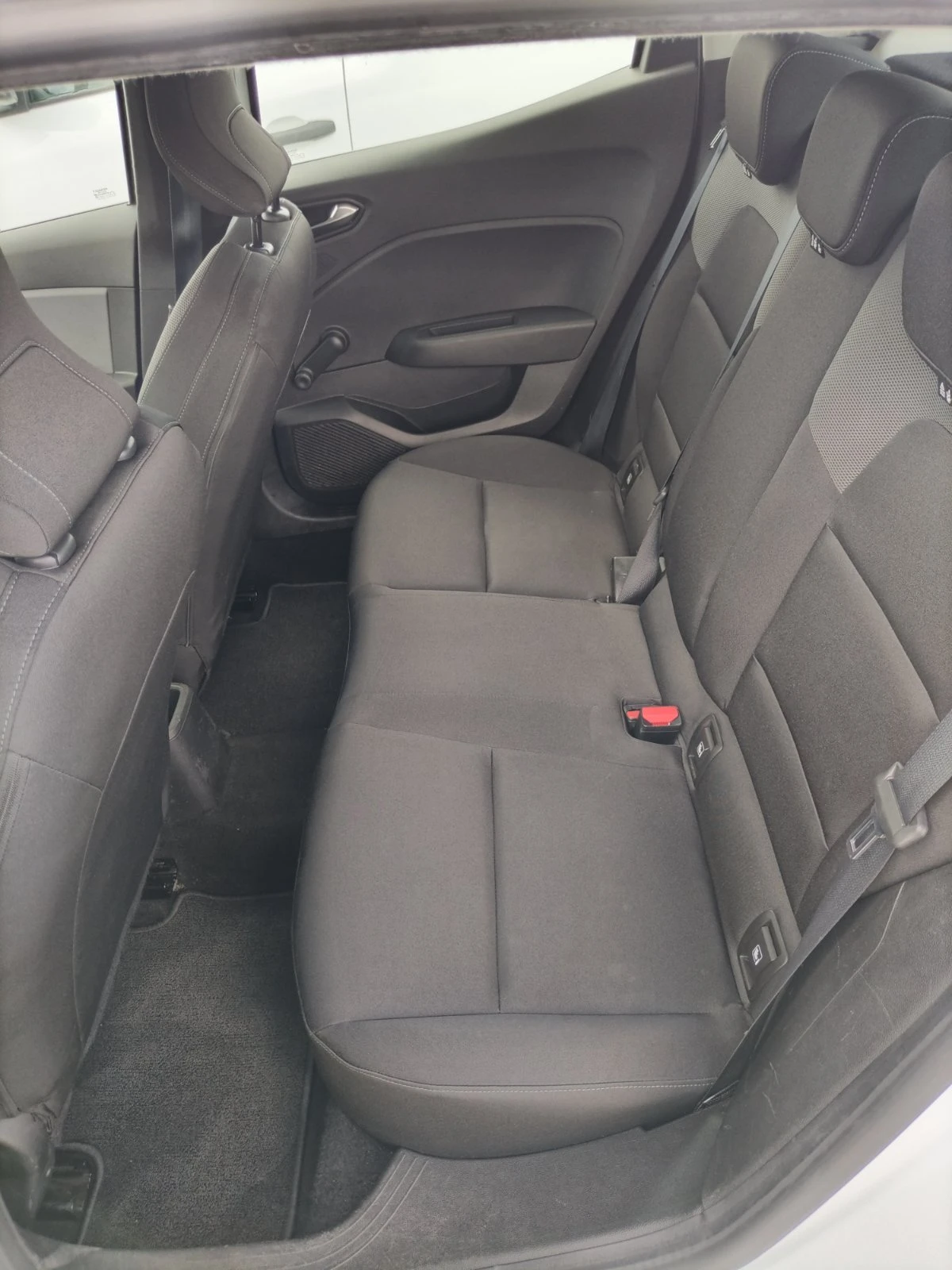 Renault Clio 1.0TCe/ 100к.с./Life, снимка 16 - Автомобили и джипове - 54745777