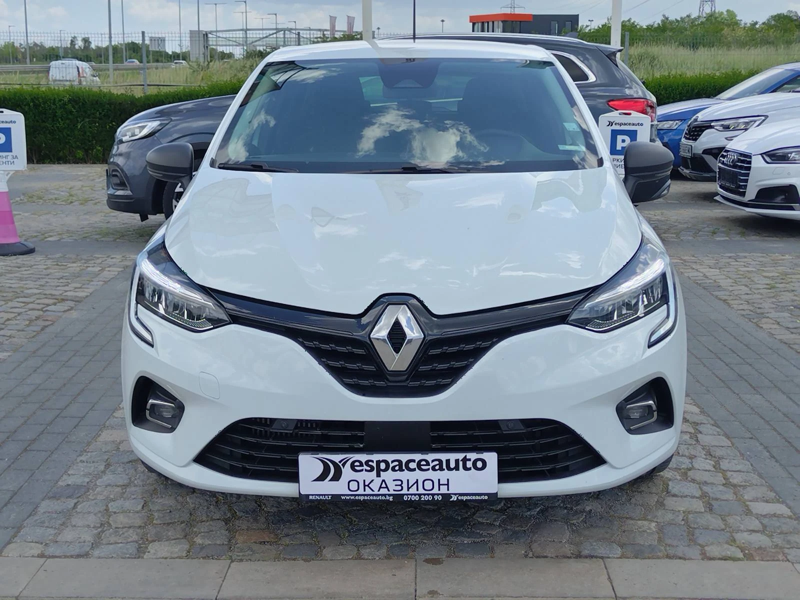Renault Clio 1.0TCe/ 100к.с./Life, снимка 2 - Автомобили и джипове - 54745777