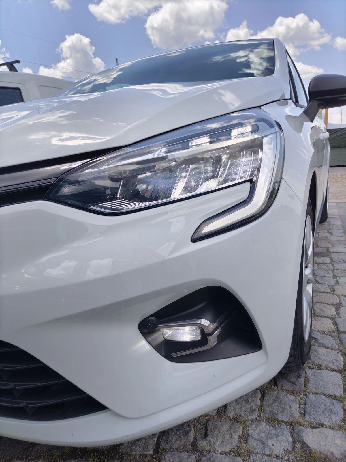 Renault Clio 1.0TCe/ 100к.с./Life, снимка 9 - Автомобили и джипове - 54745777