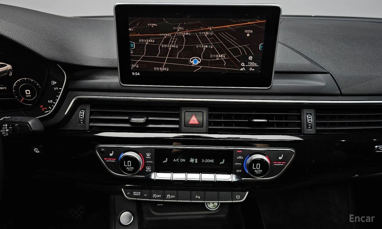 Audi A5 PREMIUM* DISTRONIC* ПОДГРЕВ* КАМЕРА* ШИБИДАХ, снимка 12 - Автомобили и джипове - 54972604