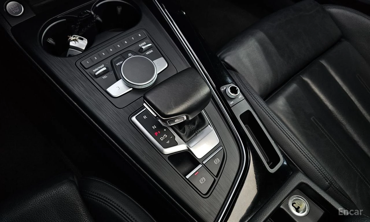 Audi A5 PREMIUM* DISTRONIC* ПОДГРЕВ* КАМЕРА* ШИБИДАХ, снимка 15 - Автомобили и джипове - 54972604