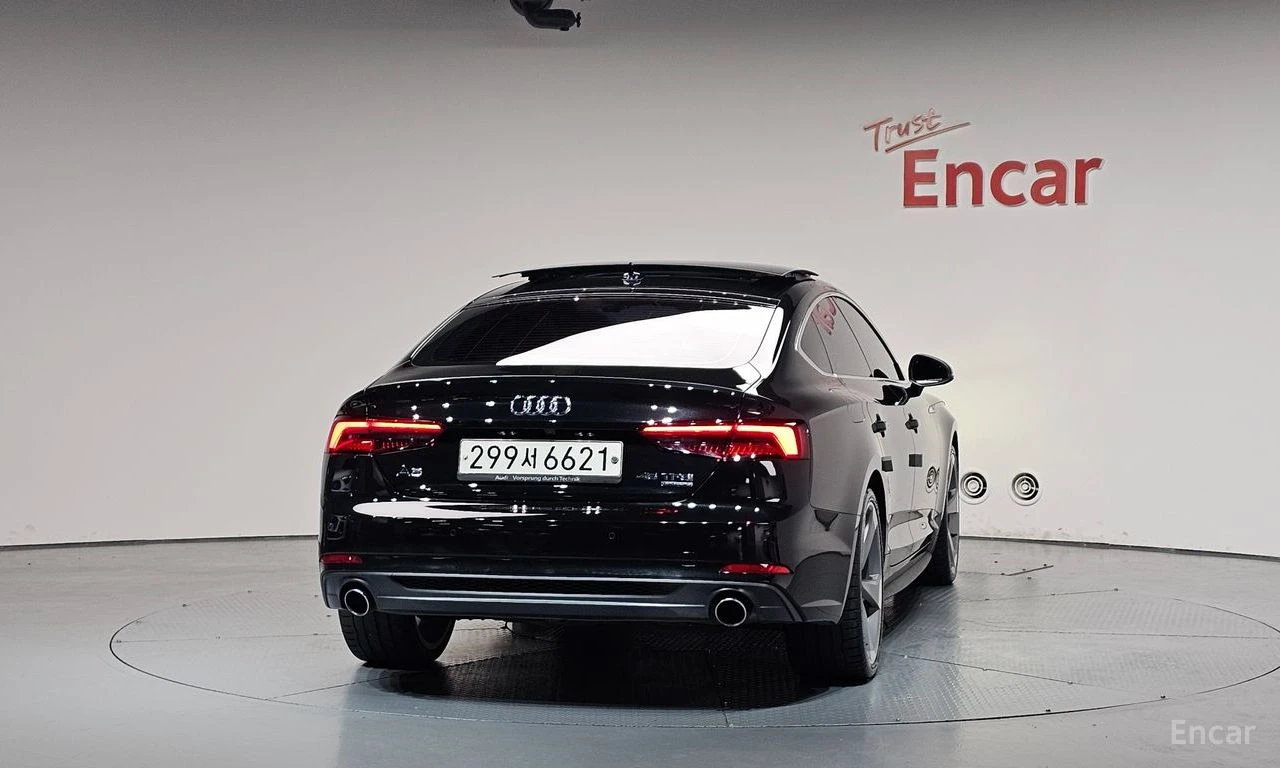 Audi A5 PREMIUM* DISTRONIC* ПОДГРЕВ* КАМЕРА* ШИБИДАХ, снимка 3 - Автомобили и джипове - 54972604