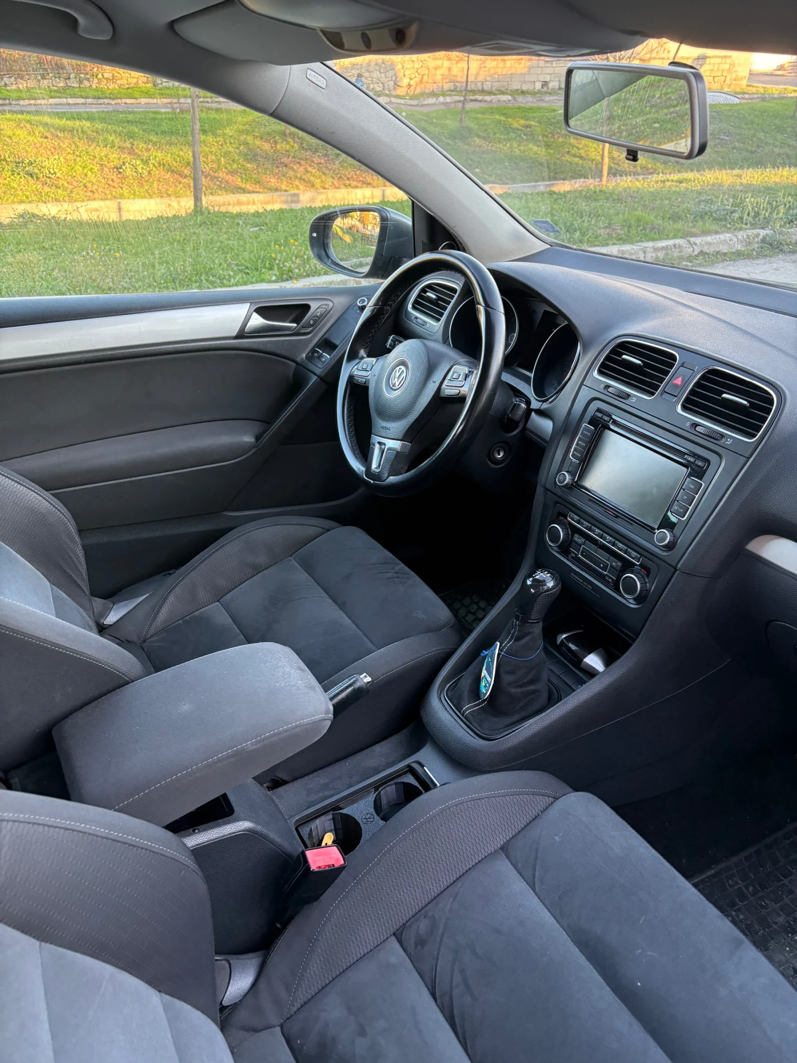 VW Golf, снимка 6 - Автомобили и джипове - 54983268