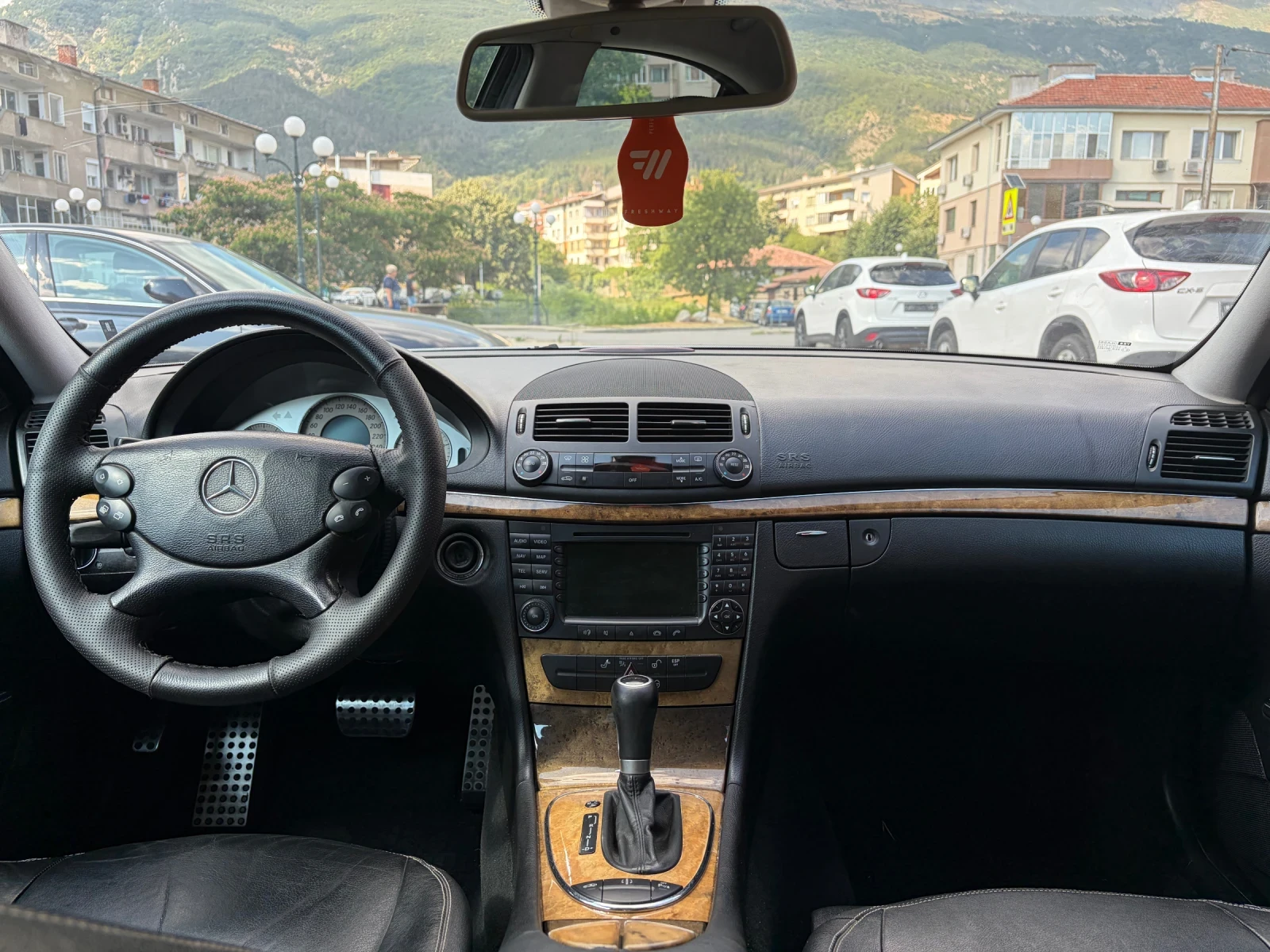 Mercedes-Benz E 320 CDI/ Лизинг/ Facelift, снимка 8 - Автомобили и джипове - 55465396