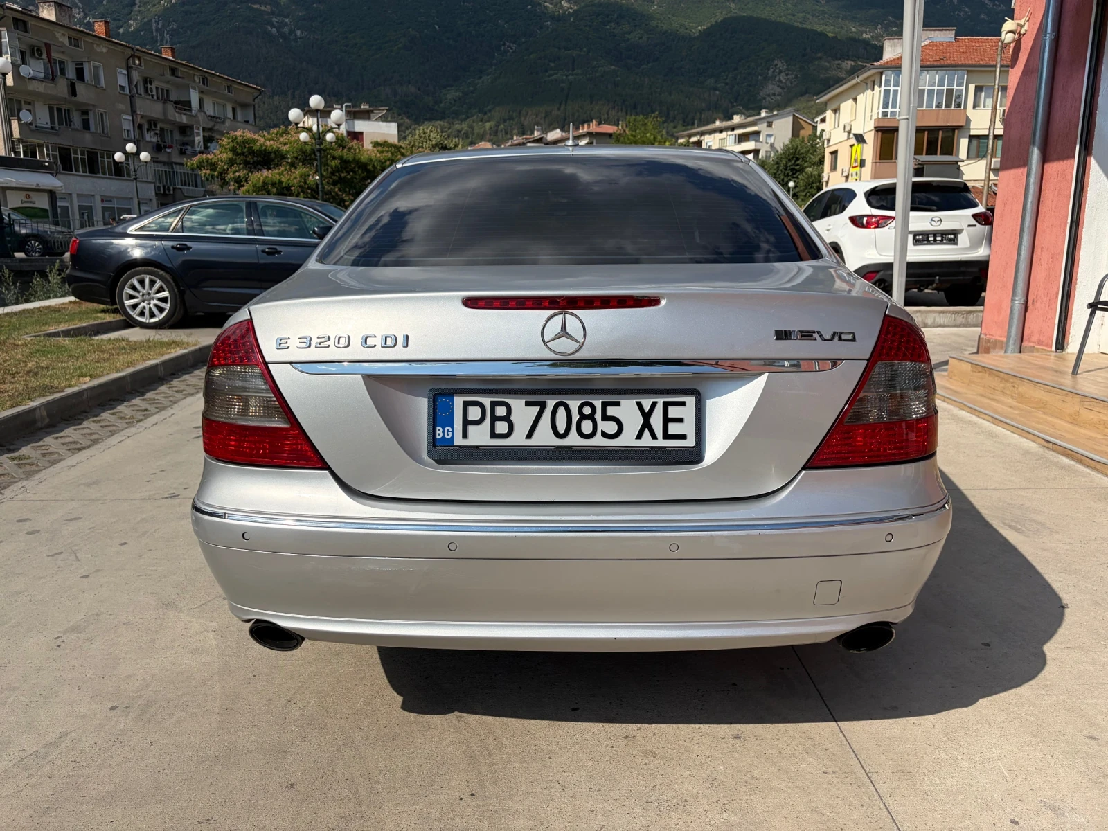Mercedes-Benz E 320 CDI/ Лизинг/ Facelift, снимка 5 - Автомобили и джипове - 55465396