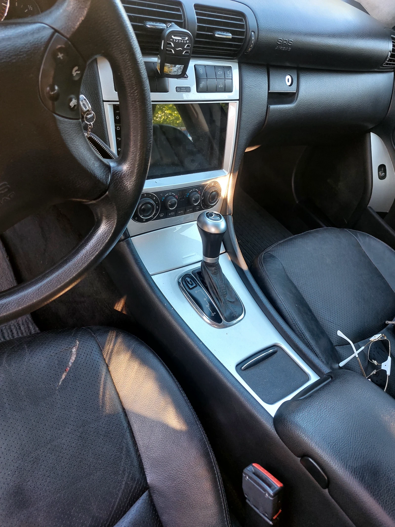 Mercedes-Benz C 200 Фейслифт 122к.с, снимка 7 - Автомобили и джипове - 55581667