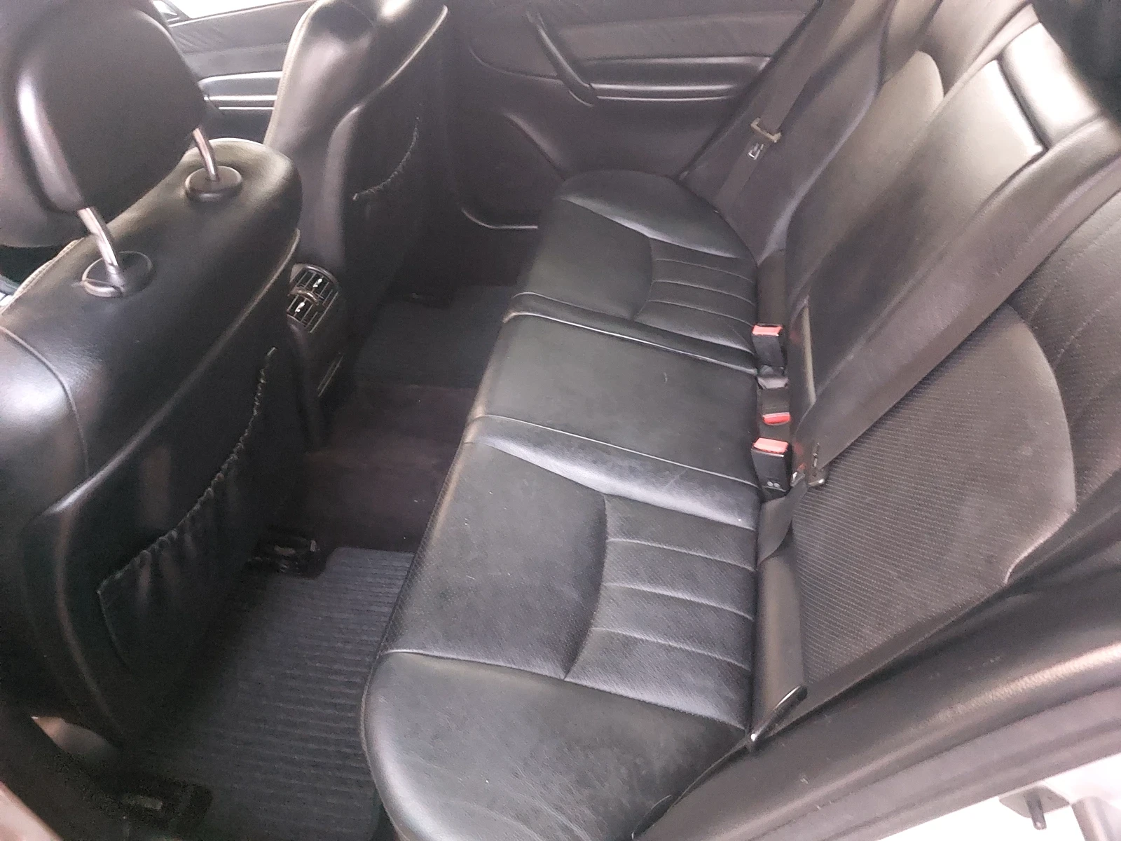 Mercedes-Benz C 200 Фейслифт 122к.с, снимка 5 - Автомобили и джипове - 55581667