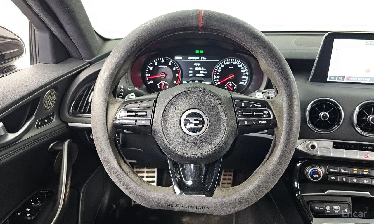 Kia Stinger 3.3* TURBO* GT* ОБДУХВАНЕ* ДИСТРОНИК* ХЕДЪП* 360КА, снимка 6 - Автомобили и джипове - 55753636