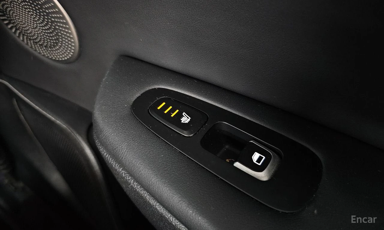 Kia Stinger 3.3* TURBO* GT* ОБДУХВАНЕ* ДИСТРОНИК* ХЕДЪП* 360КА, снимка 15 - Автомобили и джипове - 55753636
