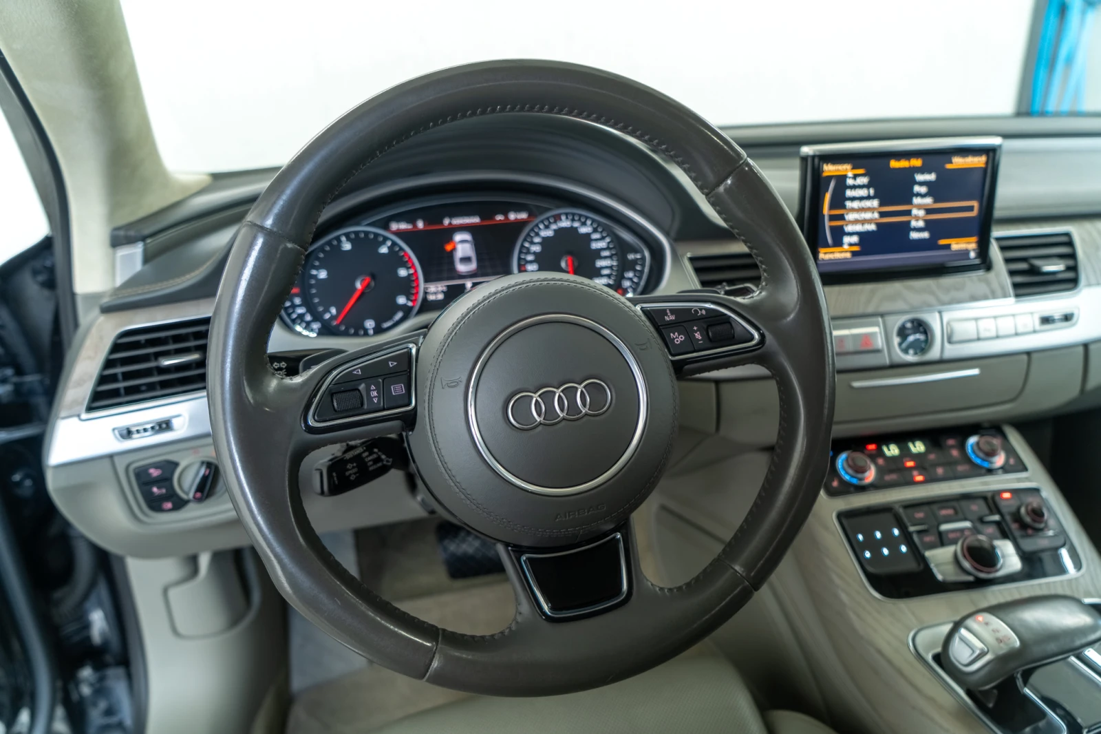 Audi A8 L = 4.2TDI = DESIGN SELECTION = FULL MAX = ЛИЗИНГ, снимка 8 - Автомобили и джипове - 56048857