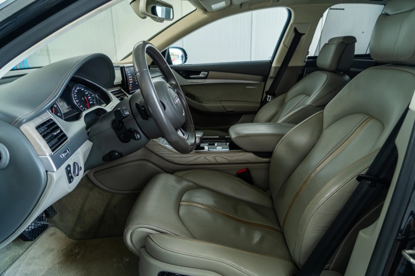 Audi A8 L = 4.2TDI = DESIGN SELECTION = FULL MAX = ЛИЗИНГ, снимка 7 - Автомобили и джипове - 56048857