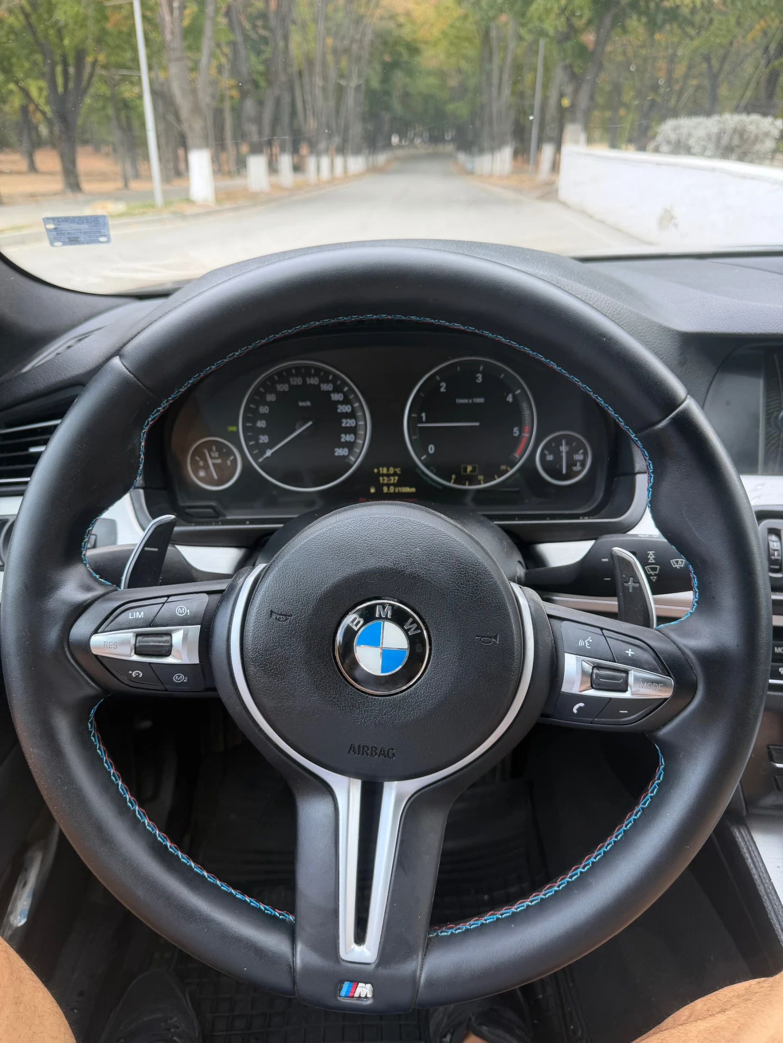 BMW 520 F10, снимка 11 - Автомобили и джипове - 56329777