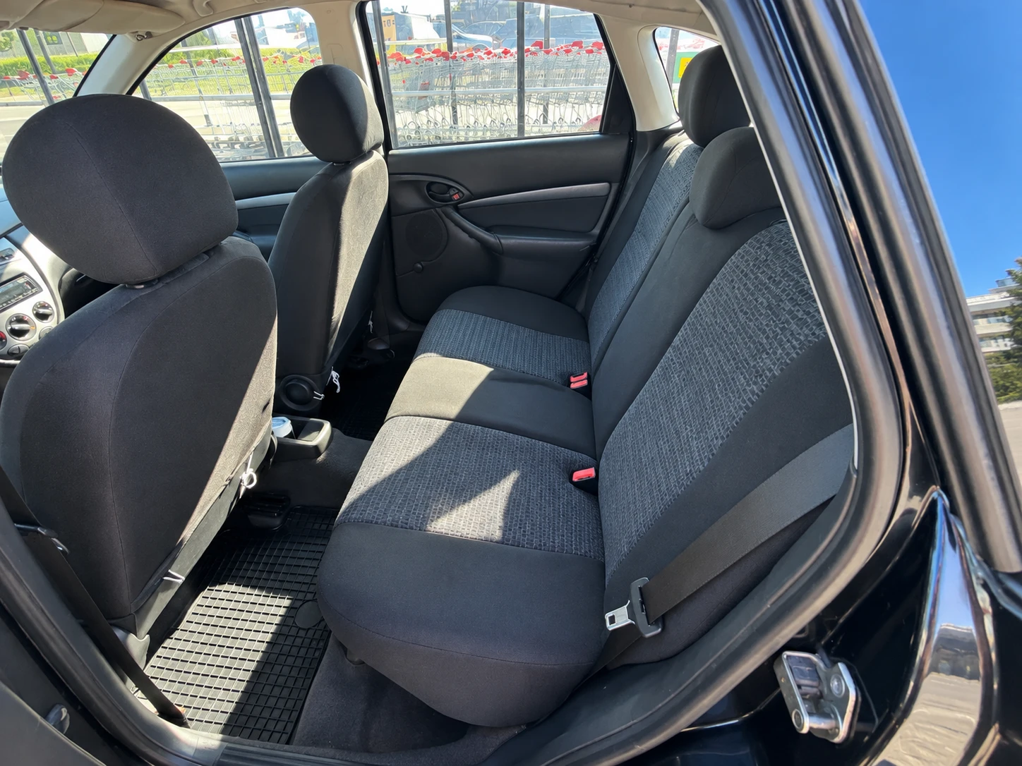Ford Focus 1.8 TDCi, снимка 8 - Автомобили и джипове - 56345464