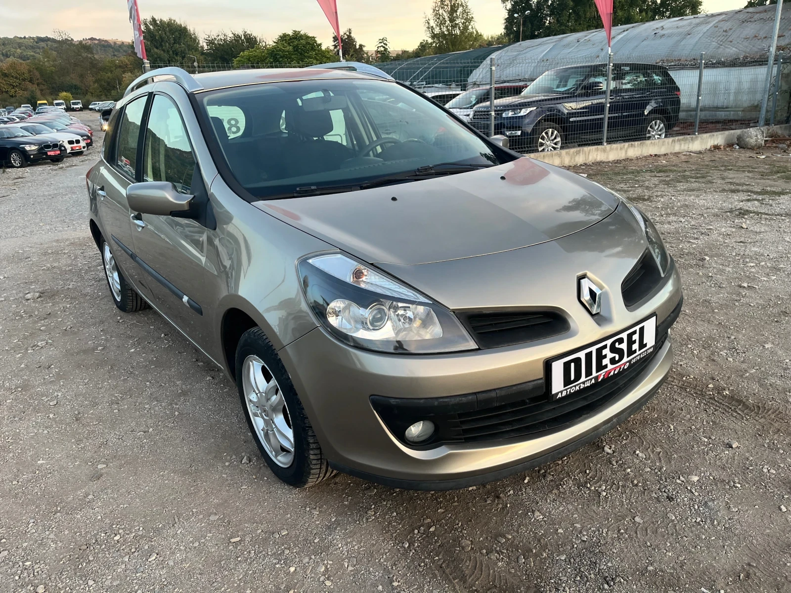 Renault Clio 1.5DCI-85-ITALIA, снимка 3 - Автомобили и джипове - 56367816