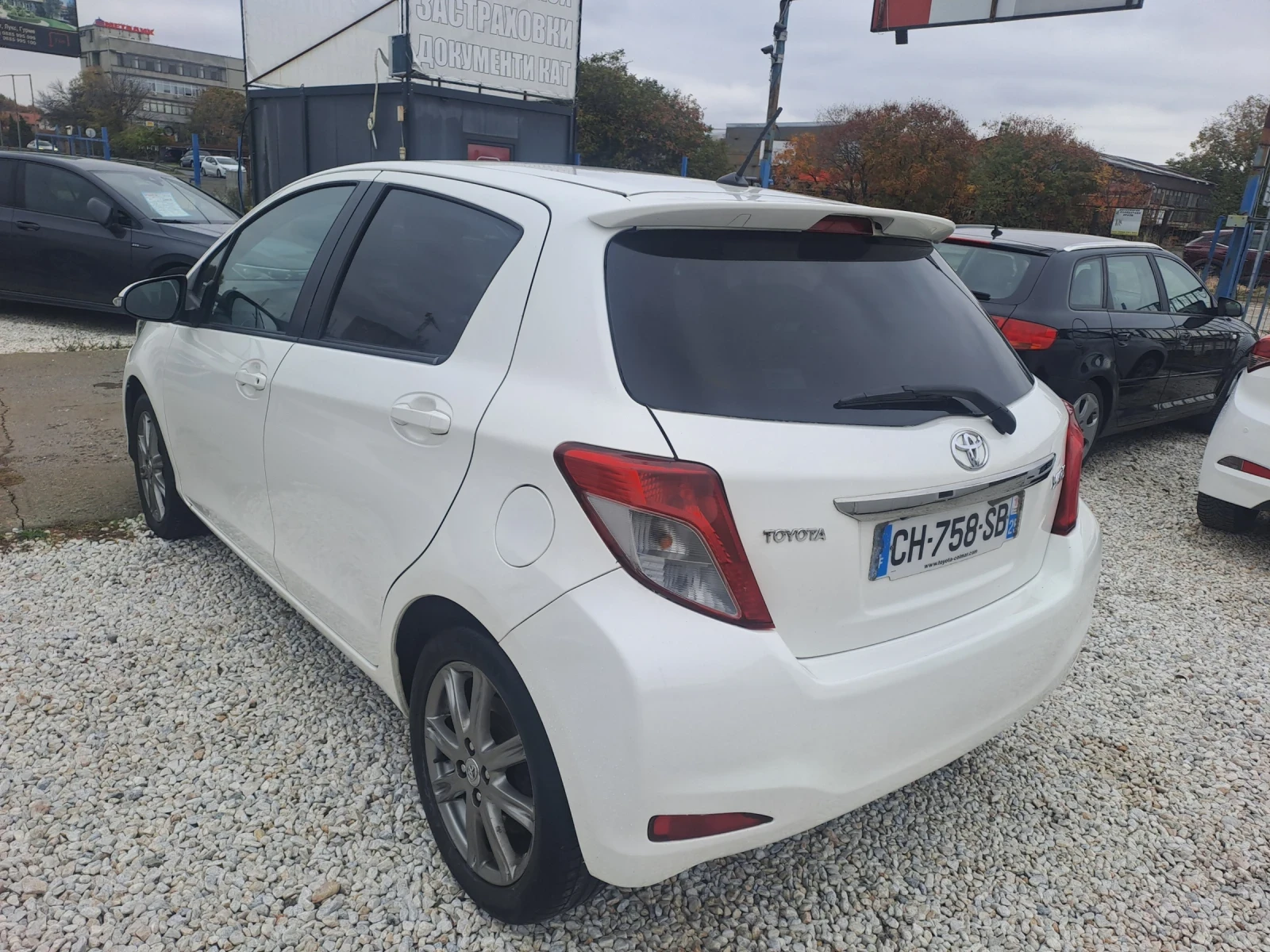 Toyota Yaris 1, 4D-4D, 90��, 6��, NAVI, ������ | Mobile.bg � ����������� 4