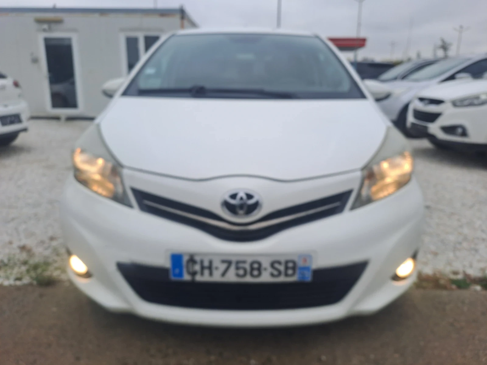 Toyota Yaris 1, 4D-4D, 90��, 6��, NAVI, ������ | Mobile.bg � ����������� 2