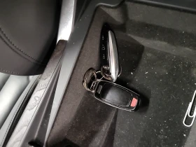 Audi Q7 / ОТ ПРЕДСТАВИТЕЛСТВО / ПЕРФЕКТНО СЕРВИЗИРАНА, снимка 9