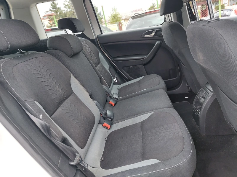 Skoda Yeti 2.0TDI* 6-speed.* 4Х4* 36м. х 411лв.* , снимка 10 - Автомобили и джипове - 50190139