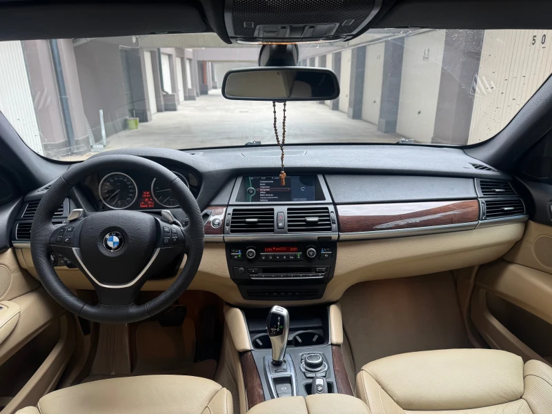 BMW X6 40d/8ск/Вс.Екстри/Бартер/Лизинг, снимка 9 - Автомобили и джипове - 51728094