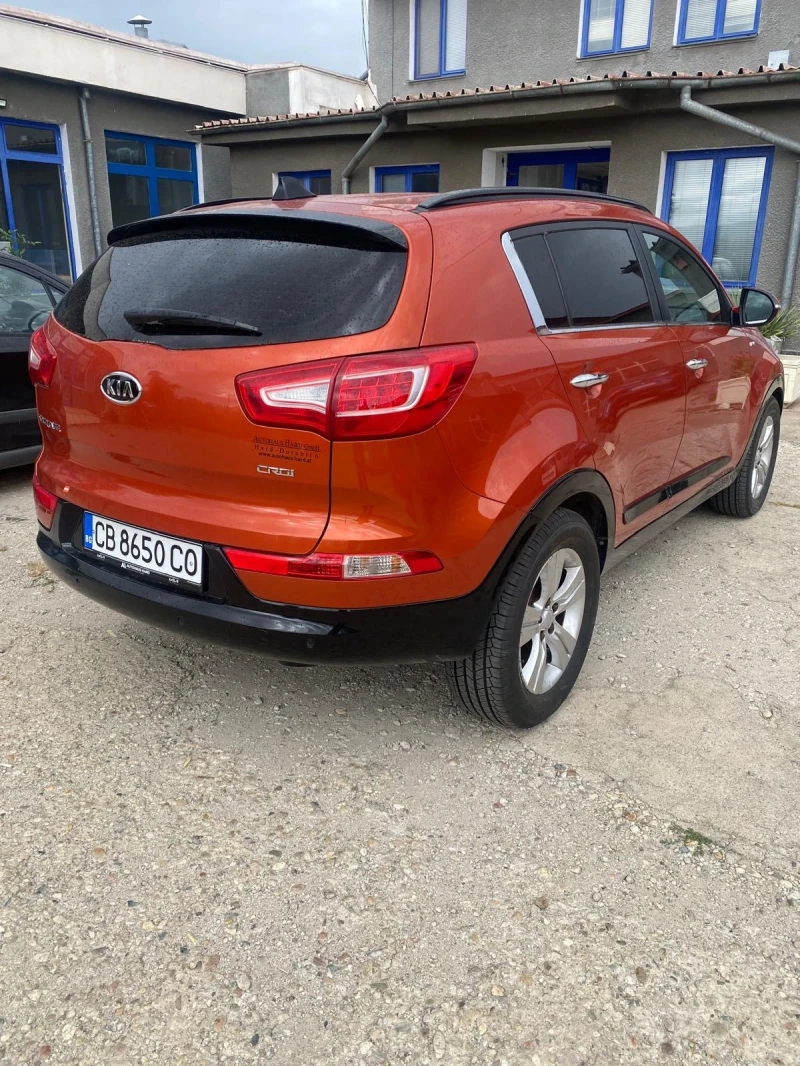 Kia Sportage, снимка 3 - Автомобили и джипове - 51775249