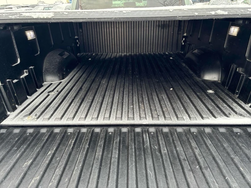 Toyota Tundra * Limited Hybrid * CARFAX * БЕЗ ПЪРВОНАЧАЛНА ВНОСК, снимка 12 - Автомобили и джипове - 53089435