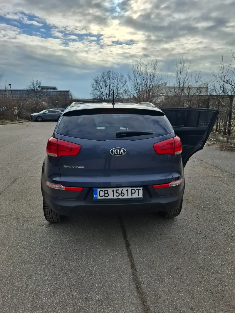 Kia Sportage, снимка 4 - Автомобили и джипове - 53482663