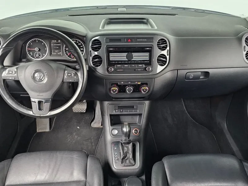 VW Tiguan 2.0 TDI, снимка 7 - Автомобили и джипове - 54302795
