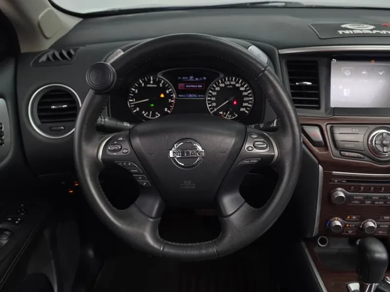 Nissan Pathfinder 3.5 Бензин 4x4, снимка 4 - Автомобили и джипове - 55747885