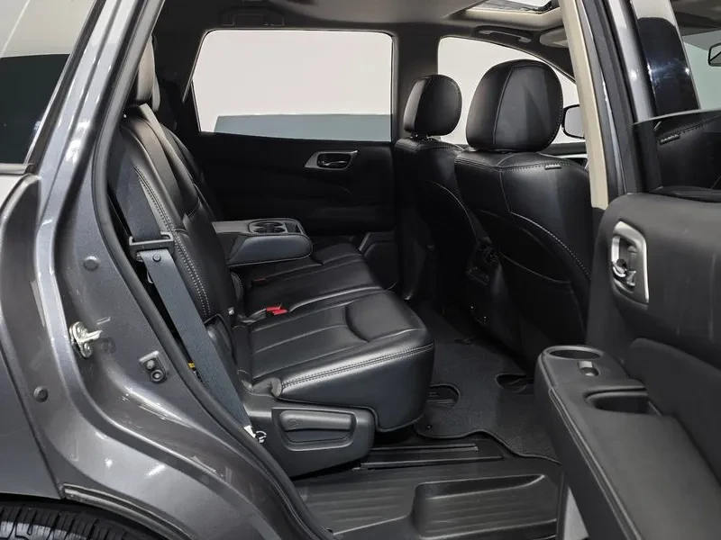 Nissan Pathfinder 3.5 Бензин 4x4, снимка 10 - Автомобили и джипове - 55747885