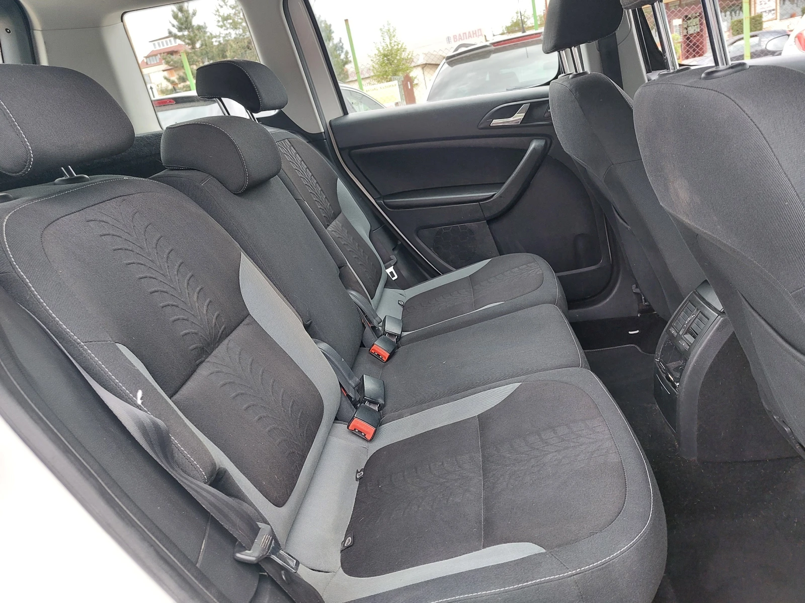 Skoda Yeti 2.0TDI* 6-speed.* 4Х4* 36м. х 411лв.*  - изображение 10