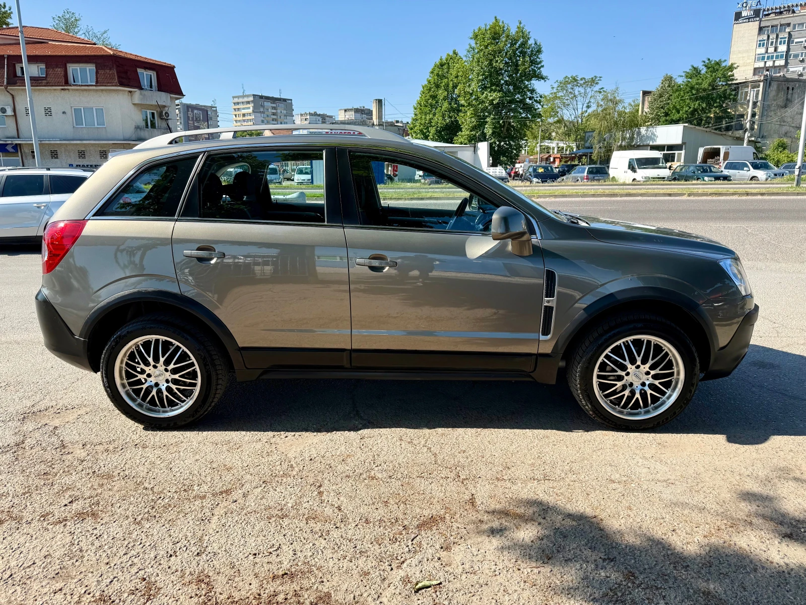 Opel Antara 2.0 CDTI 4X4 - изображение 6