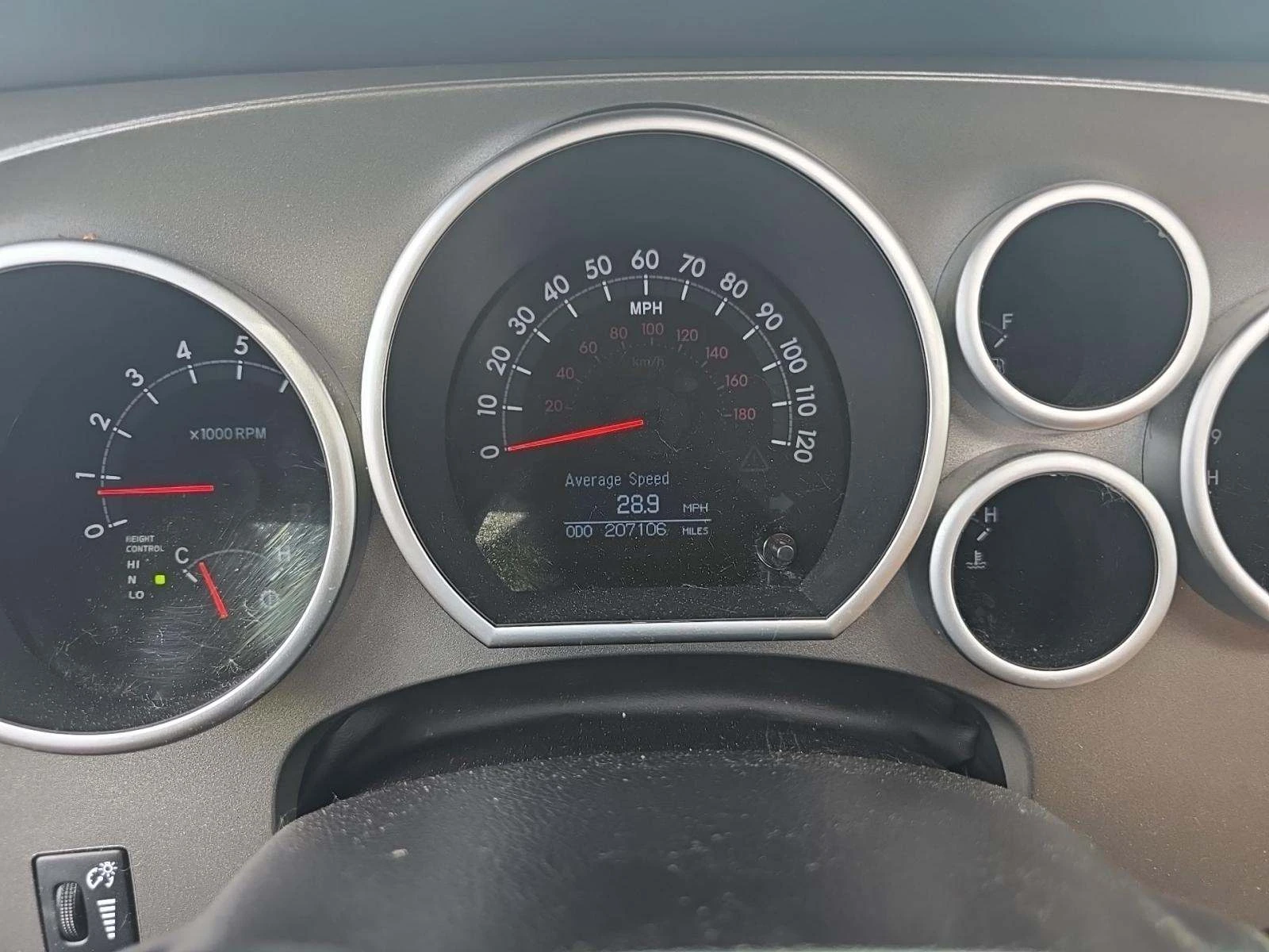 Toyota Sequoia PLATINUM EDITION* AWD* 7 МЕСТНА* КЛИП НА МОТОРА - изображение 5