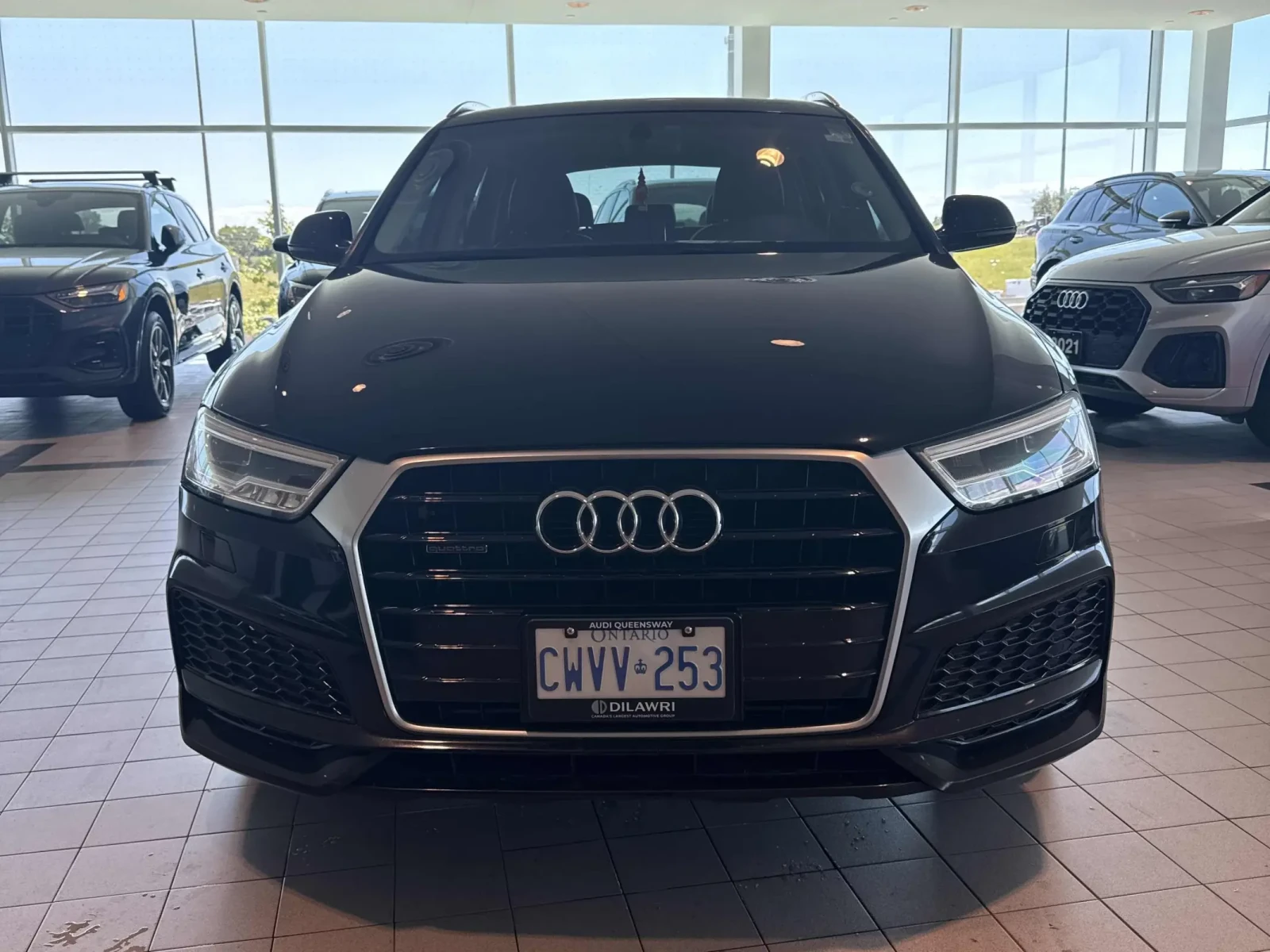 Audi Q3 * CARFAX* БЕЗ ПЪРВОНАЧАЛНА*  - изображение 2