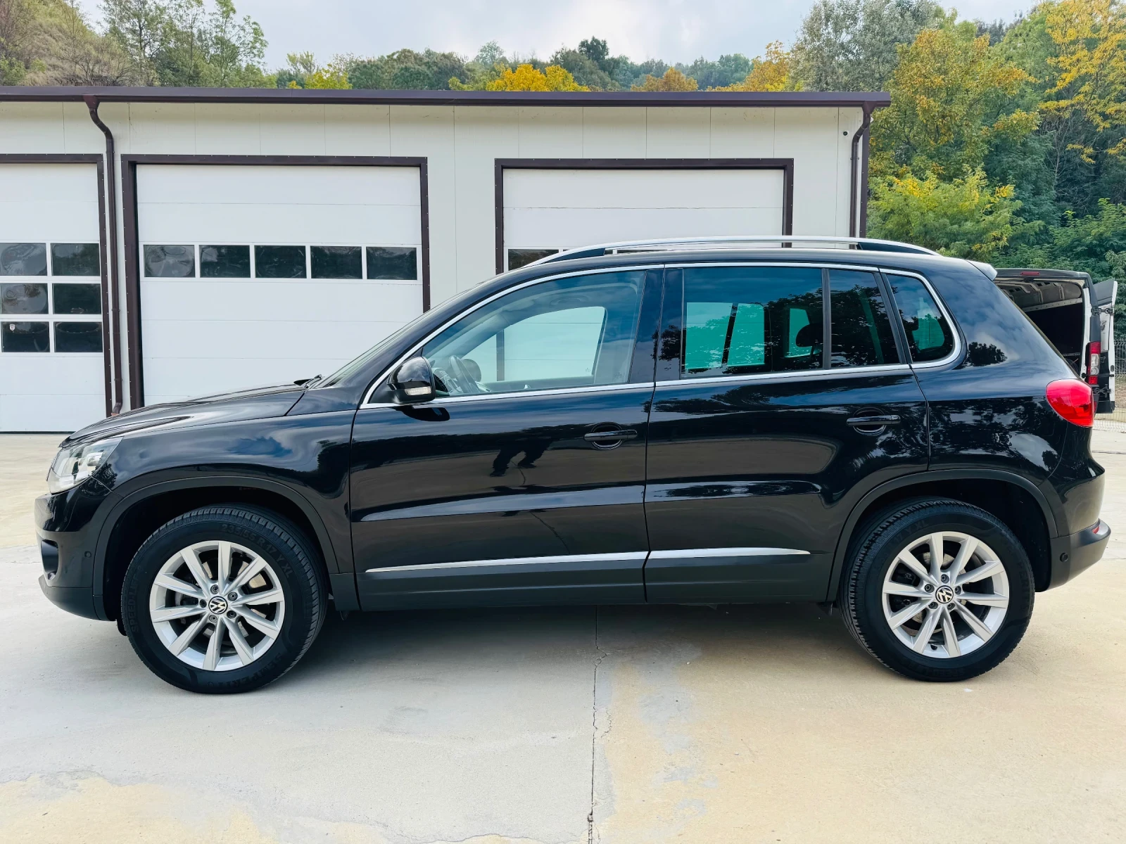 VW Tiguan * FACE* 4Motion* LED* PANORAMA*  - изображение 4