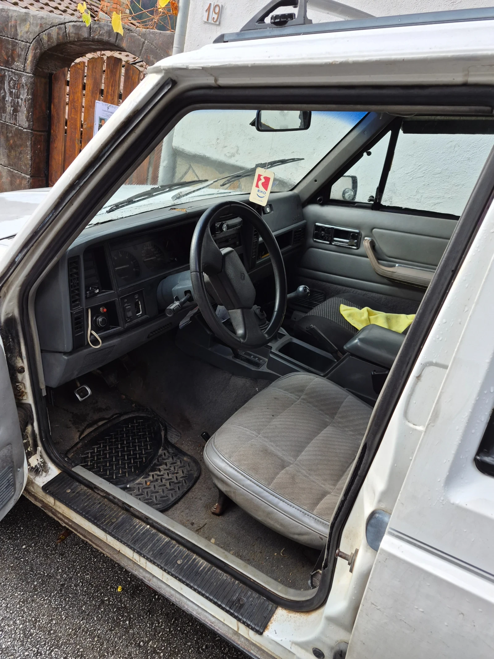 Jeep Cherokee  - изображение 4